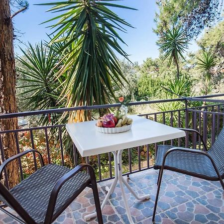 Studios Litsa Пефкари Экстерьер фото