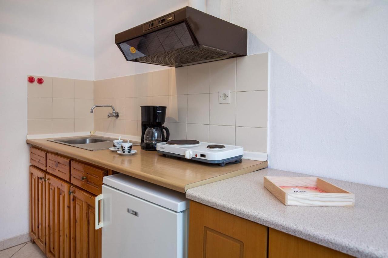 Studios Litsa Пефкари Экстерьер фото